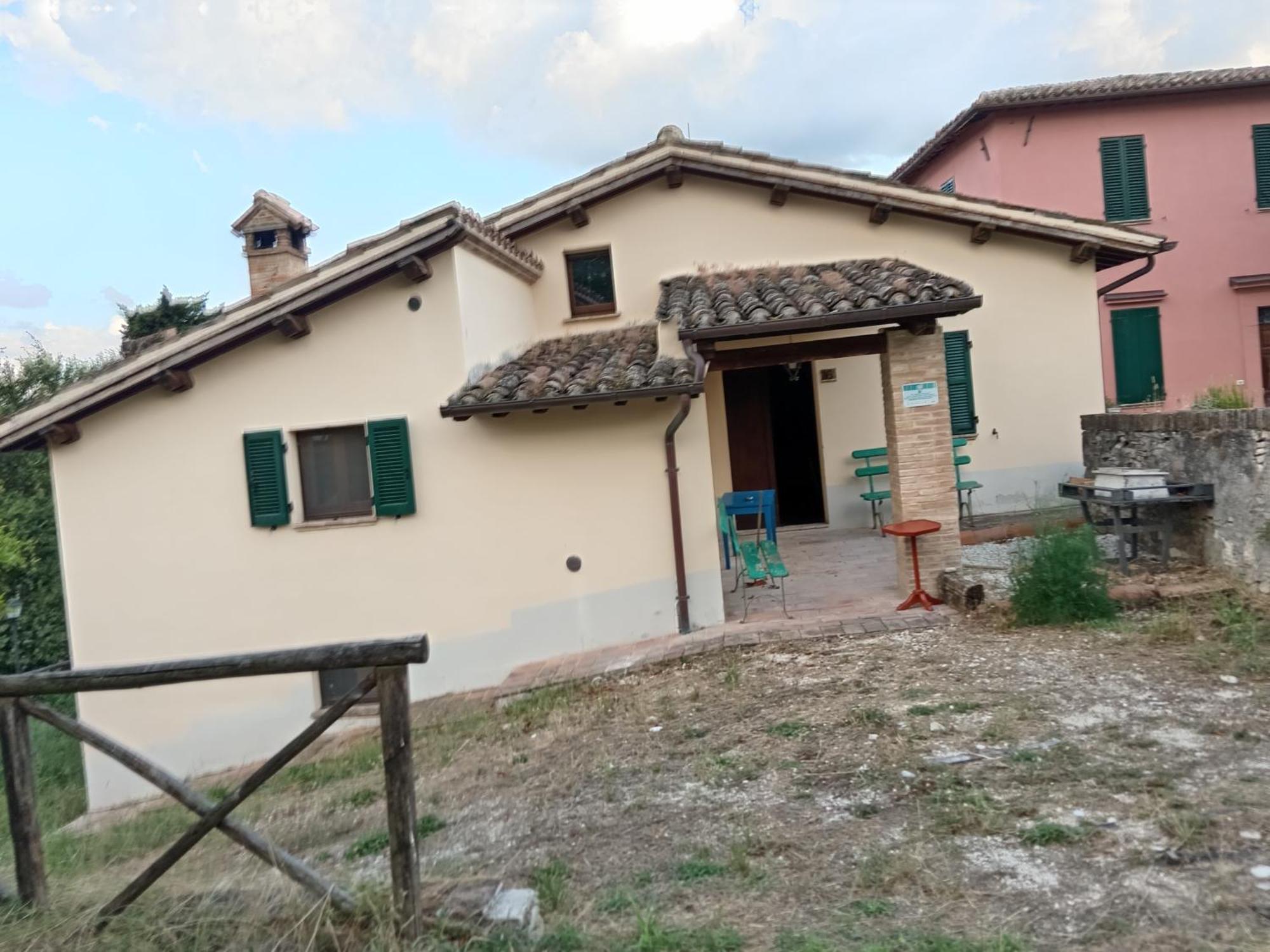 Villa Claudi Camerino Ngoại thất bức ảnh